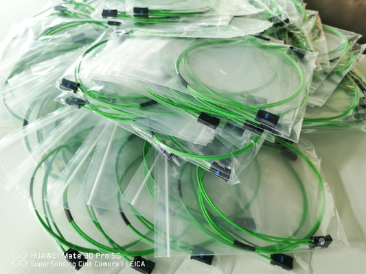 Adattatore femmina per cavo verde oliva con bypass ad anello in fibra ottica da 22 cm per BGM Mercedes