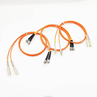 LC UPC a ST UPC Fibra ottica Patch Cord Patch in fibra ottica personalizzata