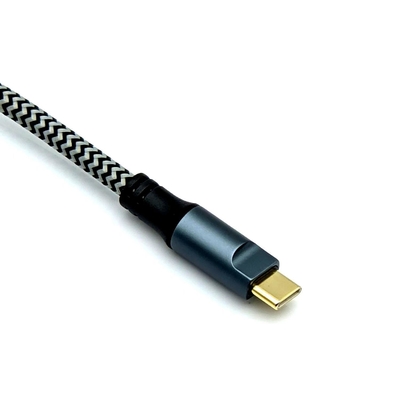 Cable ottico audio Toslink con connettori maschili e dorati di tipo C per un suono cristallino