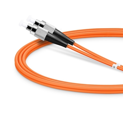Cavo in fibra ottica di plastica personalizzato per la connessione a bassa perdita nelle reti di telecomunicazione ed Ethernet con connettori Simplex FC ST LC SC