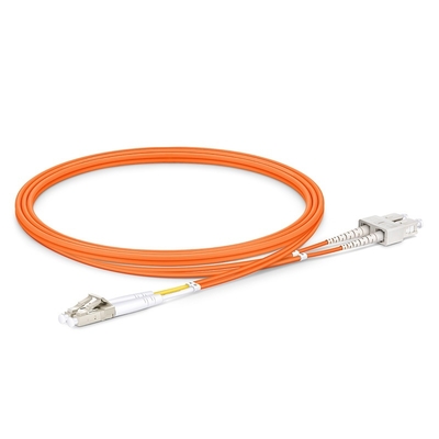 Connessione e fluidità con cavo in fibra ottica di plastica simplex con connettori FC ST LC SC per telecomunicazioni e rete Ethernet